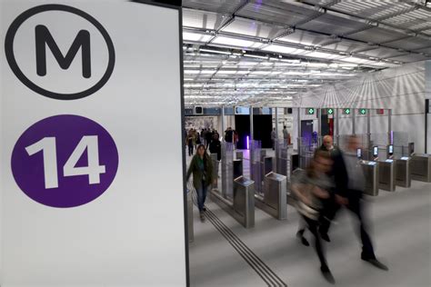 le parisien transport|Inauguration du premier supermétro de la région .